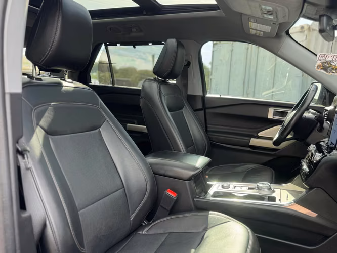 Ford Explorer Limited Año 2023 