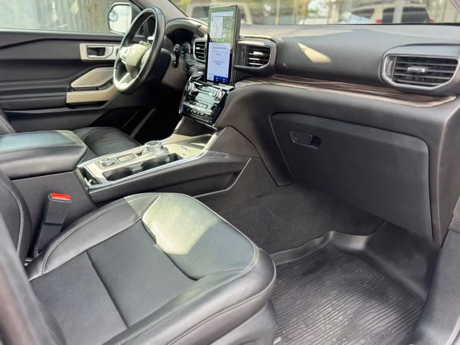 Ford Explorer Limited Año 2023 