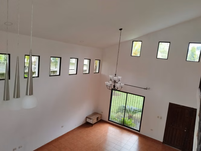 En venta hermosa casa de dos plantas Jinotepe Carazo Nicaragua - Imagen 10