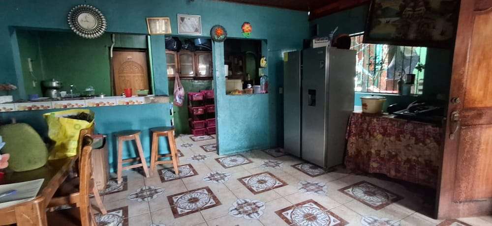 ¡CASA EN VENTA CERCA DEL SEMÁFORO DEL HOSPITAL MILITAR, MANAGUA! - Imagen 15
