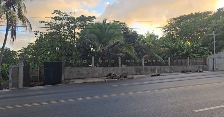 TERRENO EN VENTA - JINOTEPE, CARAZO. EN LA PANAMERICANA 