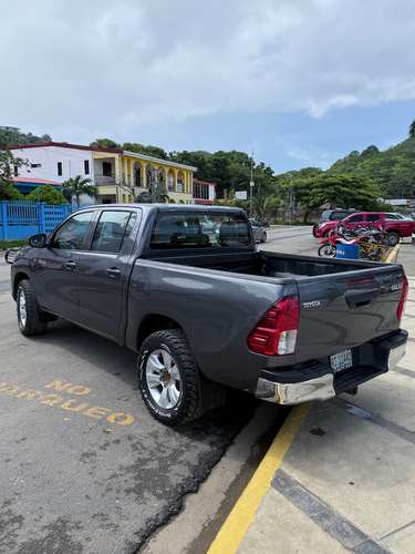 Hilux 2018, Excelente estado. Unico Dueno. 
