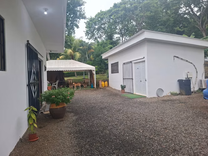 VENTA CASA EN RESIDENCIAL LOMAS DE MONTEVERDE! LAM 