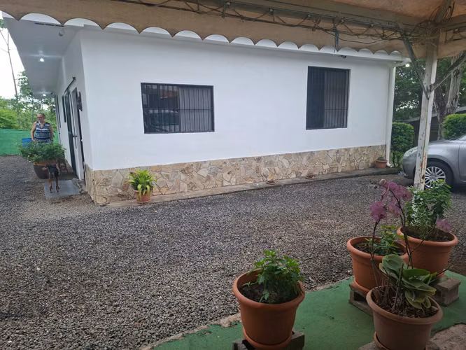 VENTA CASA EN RESIDENCIAL LOMAS DE MONTEVERDE! LAM 