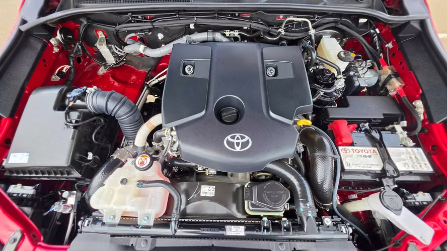 HERMOSA TOYOTA HILUX GR 2026