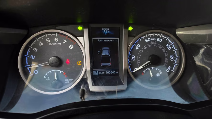 INIGUALABLE TOYOTA TACOMA 4X4 2016 - Imagen 11