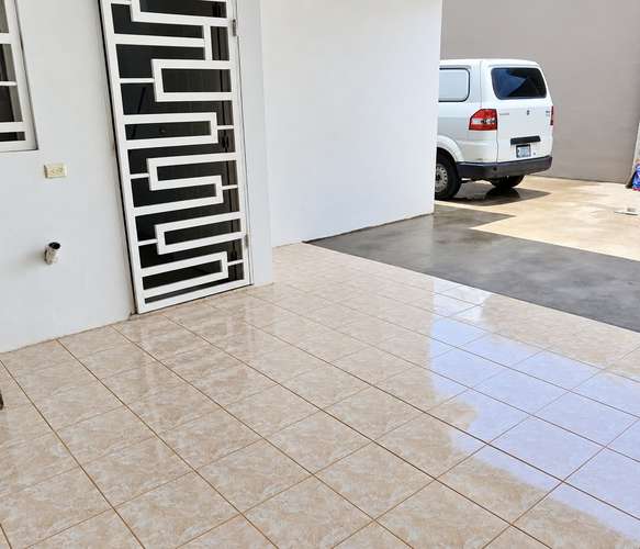CASA ESQUINERA NUEVA EN RENTA – URBANIZACIÓN BETHEL - Imagen 7