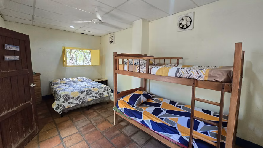Se vende propiedad en Playa Quizalá con piscina a 2 cuadras de la playa, Derechos posesorios - Imagen 19