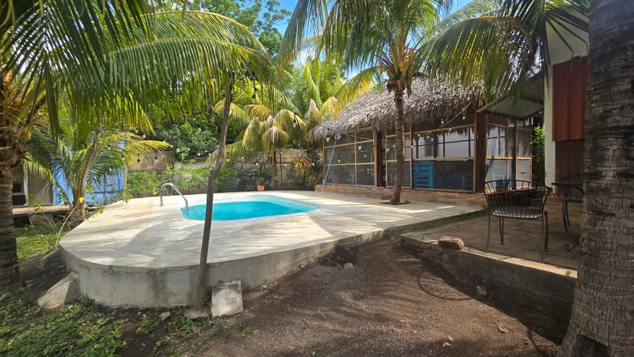 Se vende propiedad en Playa Quizalá con piscina a 2 cuadras de la playa, Derechos posesorios - Imagen 7