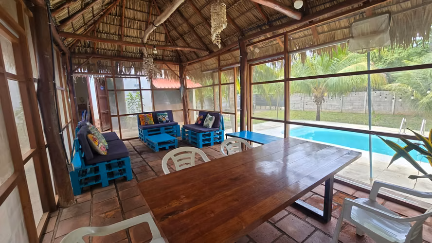 Se vende propiedad en Playa Quizalá con piscina a 2 cuadras de la playa, Derechos posesorios - Imagen 17