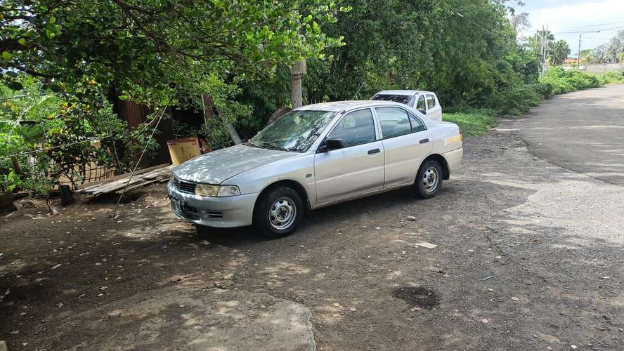 Vendo Carrito con detallitos estéticos 