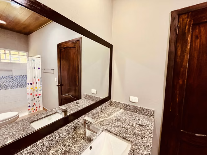 New 3-Bedroom Home for Sale in Bosques del Mar – Playa Marsella, San Juan del Sur - Imagen 11