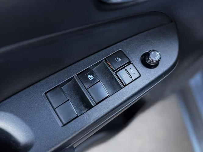 TOYOTA YARIS E 2022 || AUTOMATICO - Imagen 13