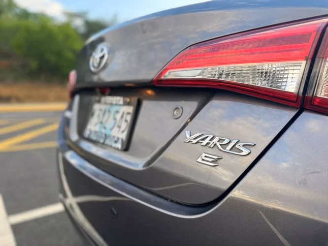 TOYOTA YARIS E 2022 || AUTOMATICO - Imagen 7