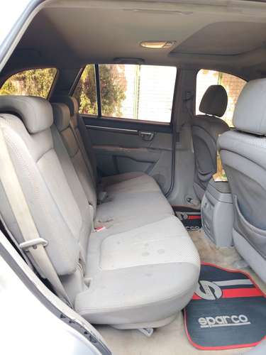 Hyundai Santa Fe 2008 $5,800 No Negociable Donde está y Como está - Imagen 10