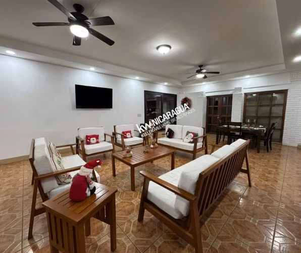 GG- Venta,  casa con piscina y terreno amplio en Carretera Sur . - Imagen 10