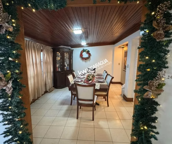 GG- Venta,  casa con piscina y terreno amplio en Carretera Sur . - Imagen 2