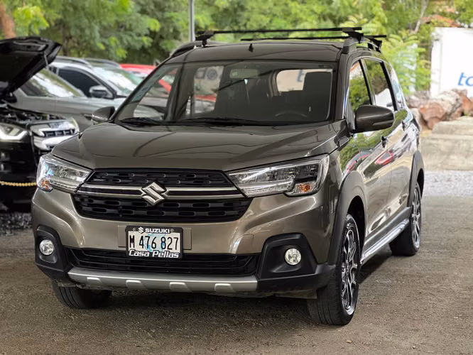 Suzuki XL7 año 2023 Automática 