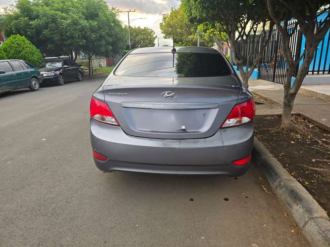 ¡EN VENTA! HYUNDAI ACCENT 2016 - Imagen 2