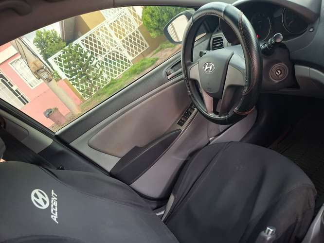 ¡EN VENTA! HYUNDAI ACCENT 2016 - Imagen 4