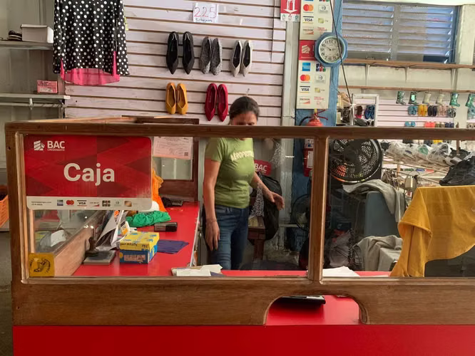 Alquiler de Modulo en Mercado Oriental  - Imagen 10