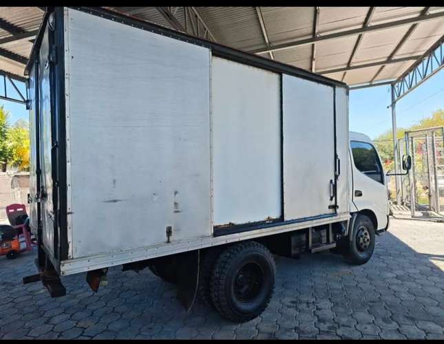 Vendo camión hino - Imagen 4