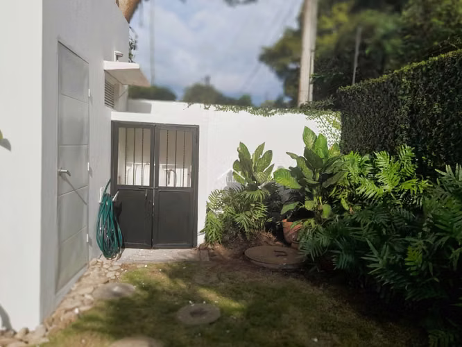 LL-Casa en Venta Amoblada en Condominio Cerca de Galerías Santo Domingo - Imagen 17