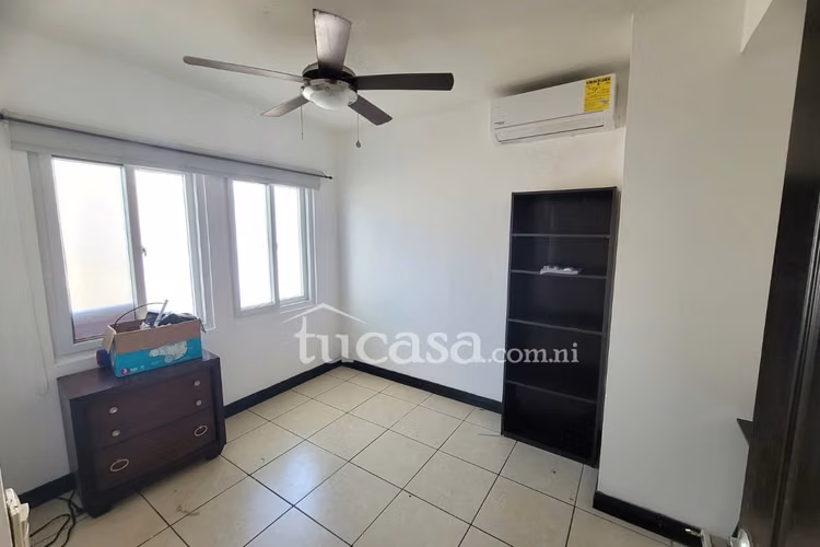 Renta con muebles en alamedas de las colinas!! 