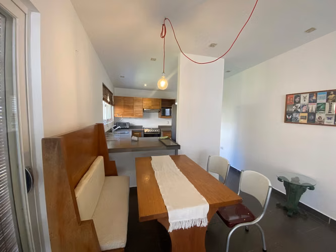 Se Renta Casa Minimalista en Las Colinas. Amoblada - Imagen 3