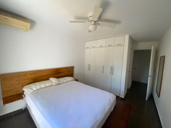 Se Renta Casa Minimalista en Las Colinas. Amoblada - Imagen 6