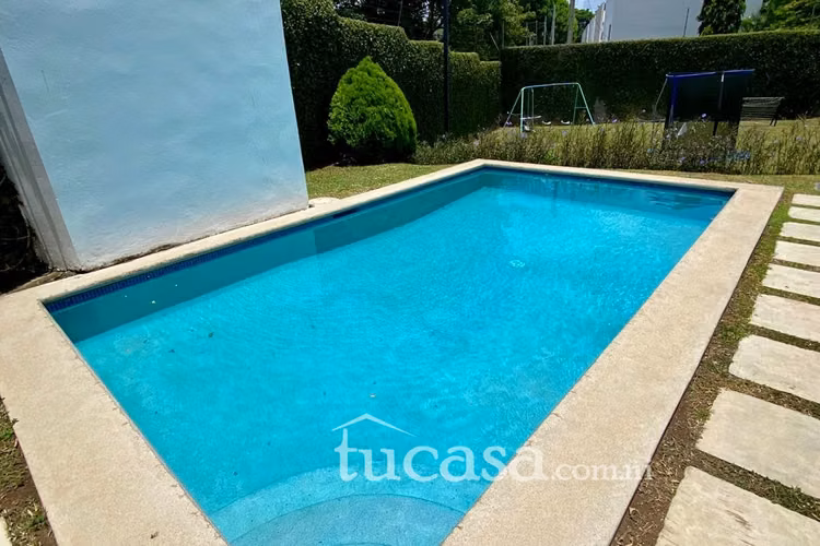 Renta casa con linea blanca y el internet incluido 