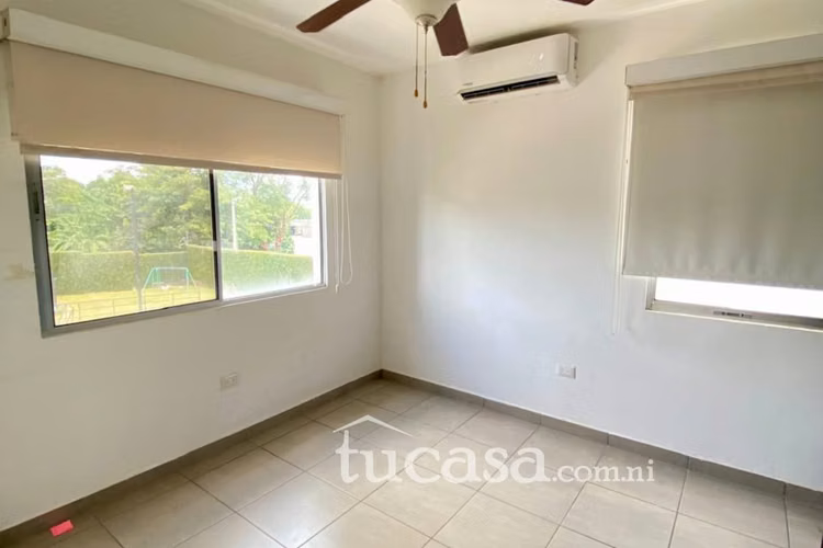 Renta casa con linea blanca y el internet incluido  - Imagen 9