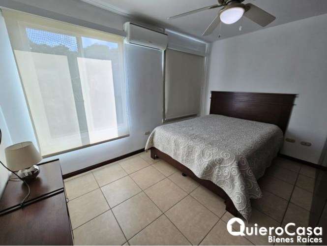 Se renta Casa amueblada en las colinas 