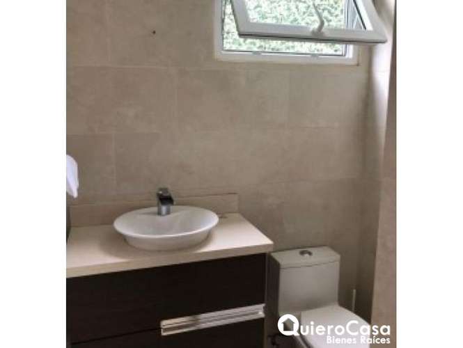 Preciosa casa en Santo Domingo, El Mango - Imagen 9