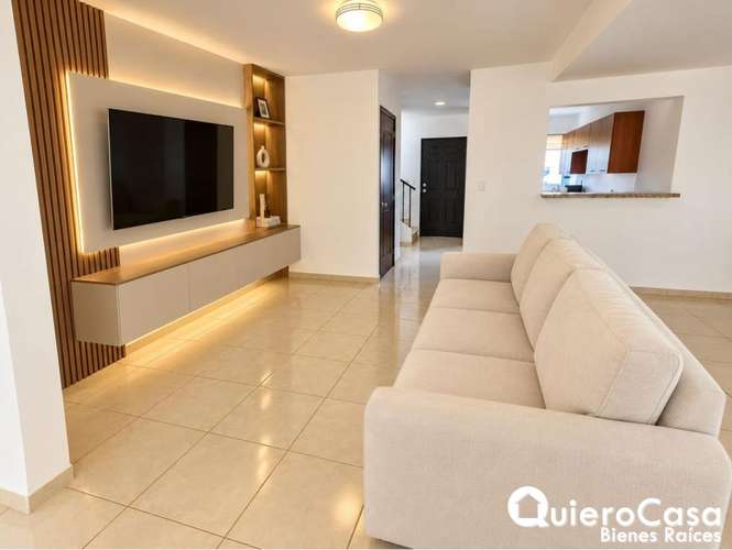 Casa Amueblada en Renta en Las Colinas - Imagen 7