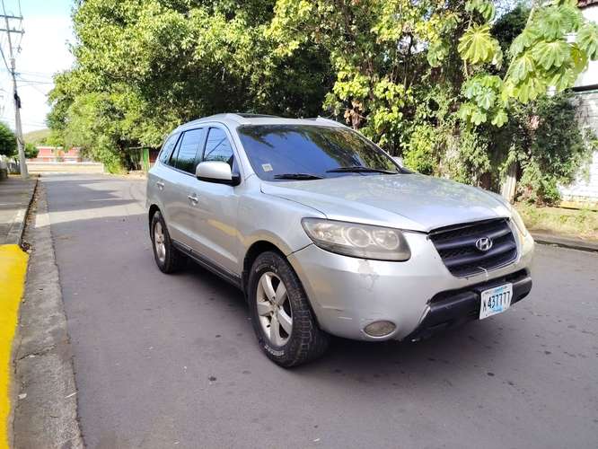 Hyundai Santa Fe 2008 $5,800 No Negociable Donde está y Como está - Imagen 3