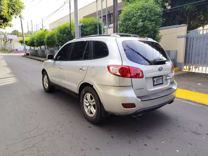 Hyundai Santa Fe 2008 $5,800 No Negociable Donde está y Como está - Imagen 6