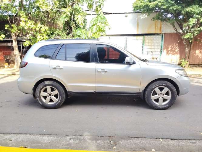 Hyundai Santa Fe 2008 $5,800 No Negociable Donde está y Como está - Imagen 8