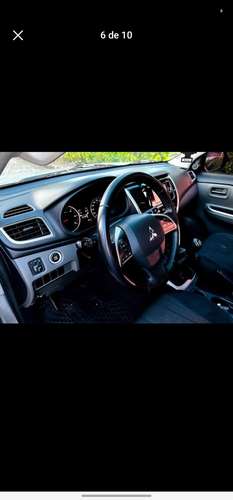 Vendo Camioneta Mitsubishi L200 Año 2017 - Imagen 4