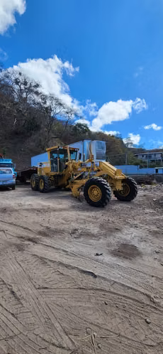 MOTONIVELADORA PATROL CATERPILLAR 12H EN POLIZA, 6 MIL HRS REALES, CON AIRE