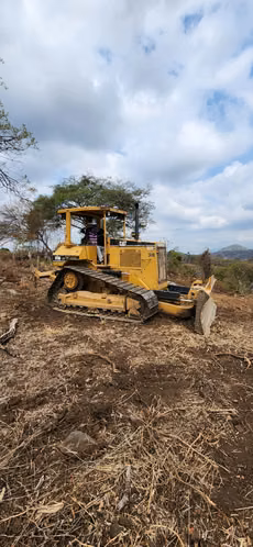 TRACTOR CATERPILLAR D5M EN POLIZA, 5 MIL HRS REALES, NEGOCIABLE
