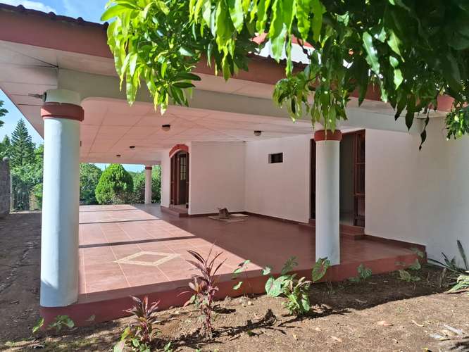 GG -  Venta, amplia casa  en Carretera Sur.  