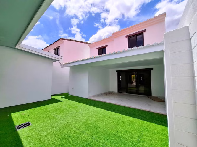 GG -  Venta, remodelada casa en El Cortijo de Sierra  - Imagen 9