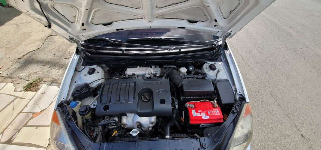 HYUNDAI ACCENT 2009 AUTOMÁTICO!  - Imagen 8