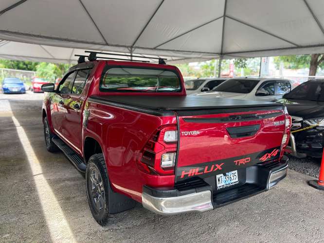 Toyota Hilux SR año 2023 - Imagen 3