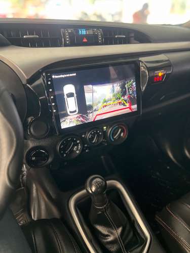 Toyota Hilux SR año 2023 - Imagen 9