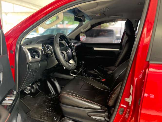 Toyota Hilux SR año 2023 - Imagen 6