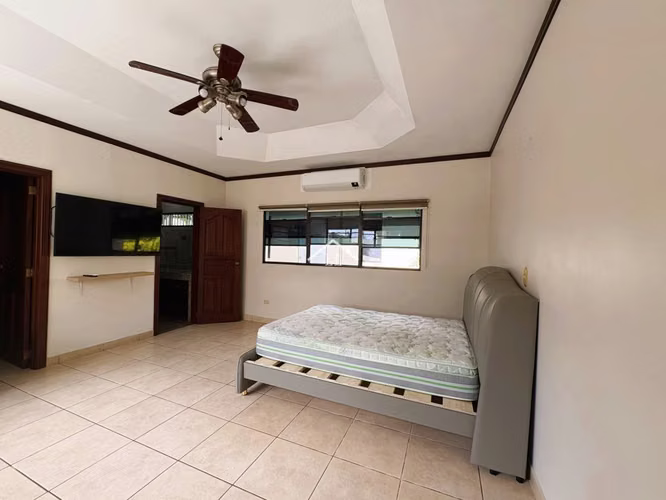 LL - Casa con Piscina en Venta en Estancia de Santo Domingo - Imagen 18