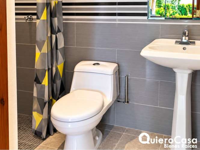 Casa en Renta con Linea Blanca en Las Colinas - Imagen 9