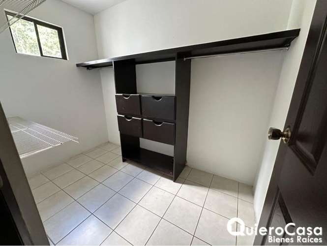 Hogar acogedor en Las Colinas - Imagen 13
